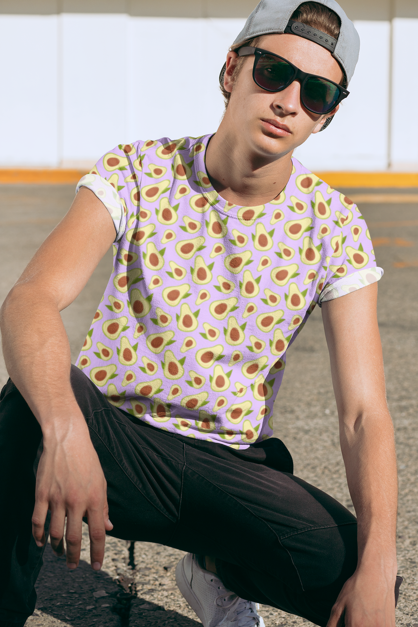 Trendy Avocado Print T-Shirt – Streetwear Style